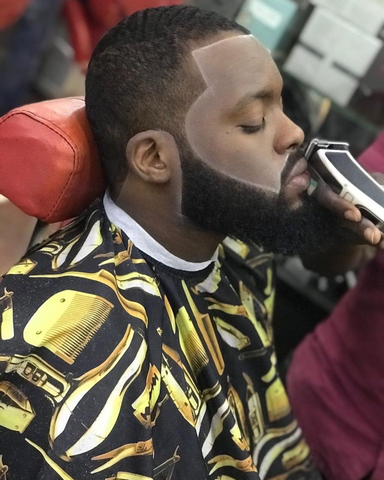Mans Chamber Barbershop and spa