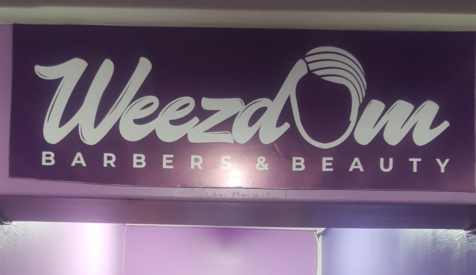 Weezdoem Barbers